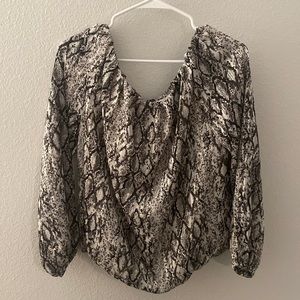 DO+BE Off Shoulder Grey Snakeskin Blouse